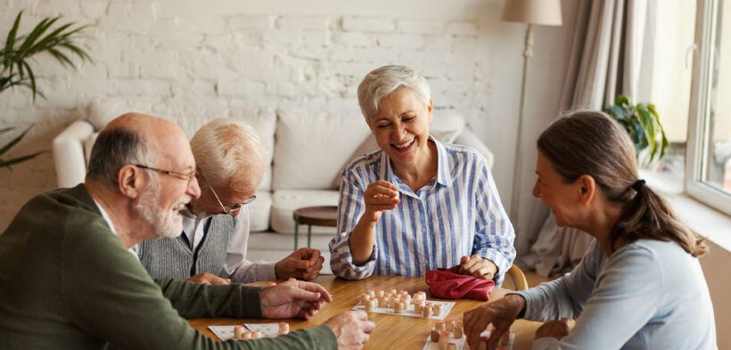 Making Friends in Retirement – Tips, Top Clubs, and Benefits