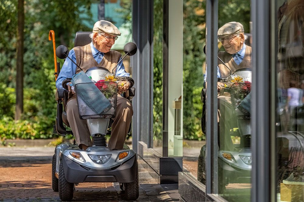 Senior Transportation - 14 Alternatives to Driving for Mobility and Independence