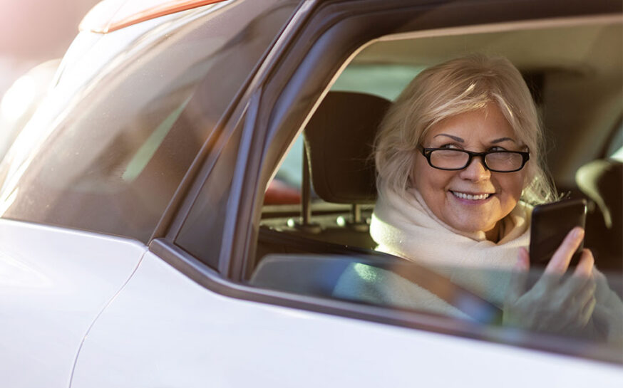 A Guide to Finding Free Transportation for Seniors in 2026