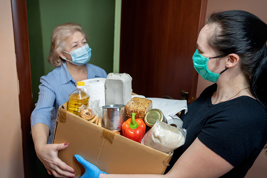 Top Food Assistance Programs for Seniors and Their Benefits