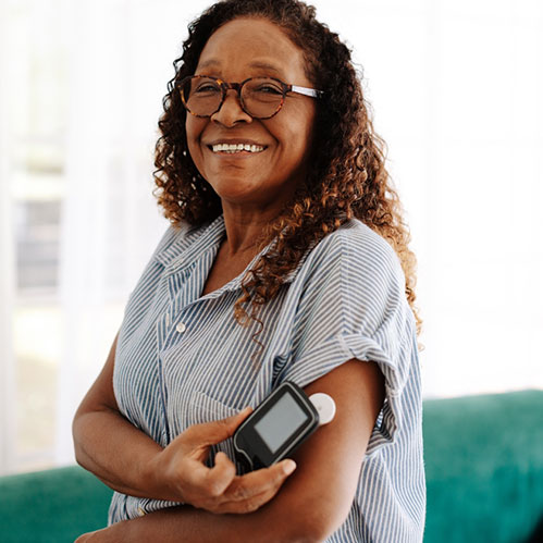 Women checking her sugar level