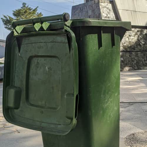  Portable trash can 