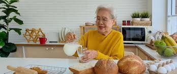 Benefits of Milk for the Elderly