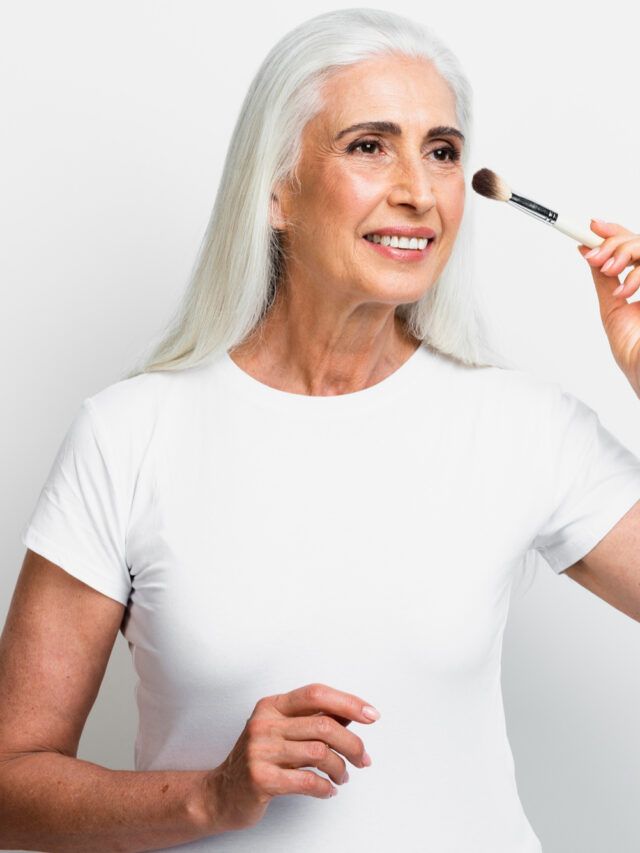 Makeup Tips For Older Woman To Look Flawless