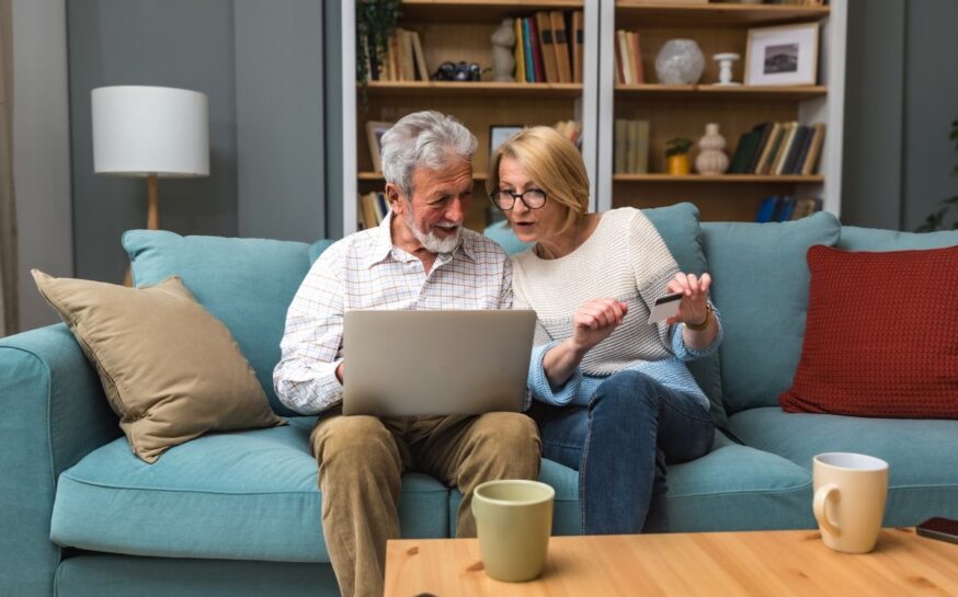 Popular Budget-Friendly Travel Accommodations and Booking Tips