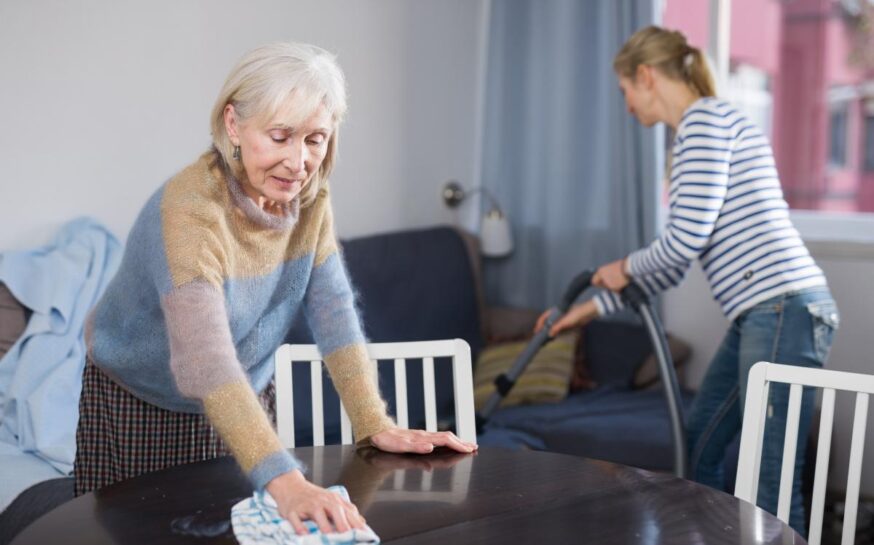 7 Cleaning Habits to Bring Warmth and Order to Your Home