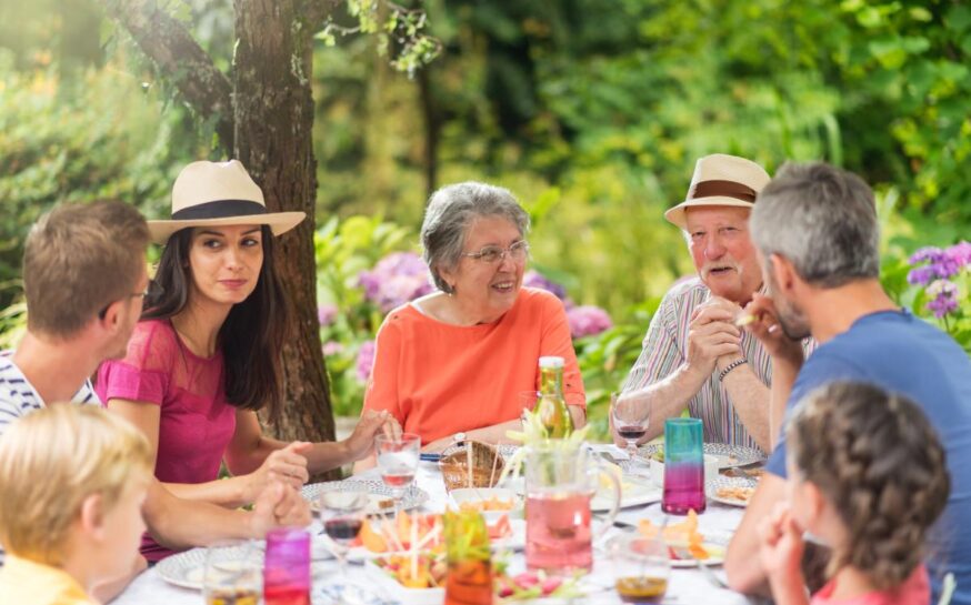 Popular Ways to Entertain Your Family and Friends