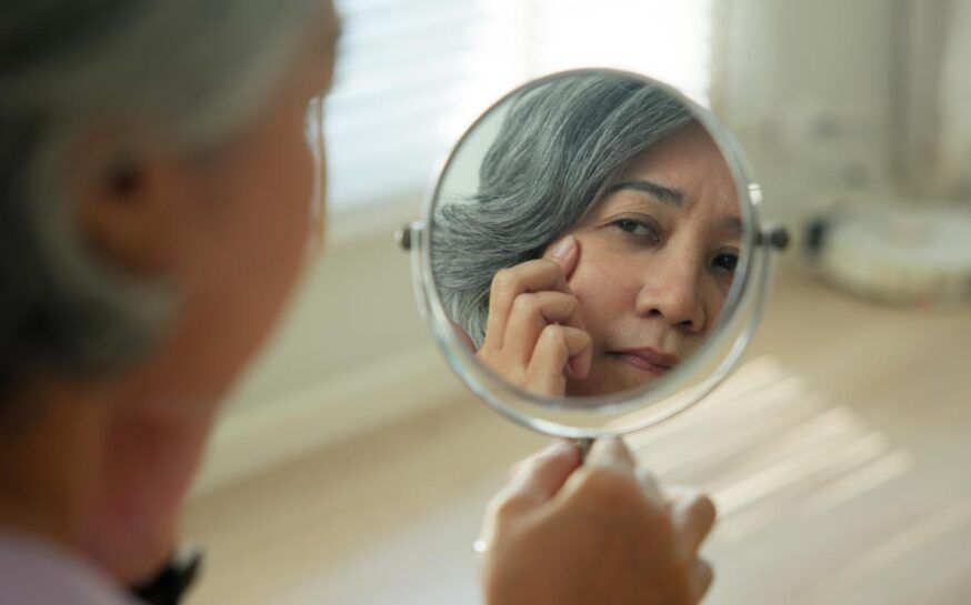 8 Skin Signs of Nutrition Deficiencies