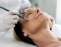 Oxygen Facials – Benefits and Tips for Seniors