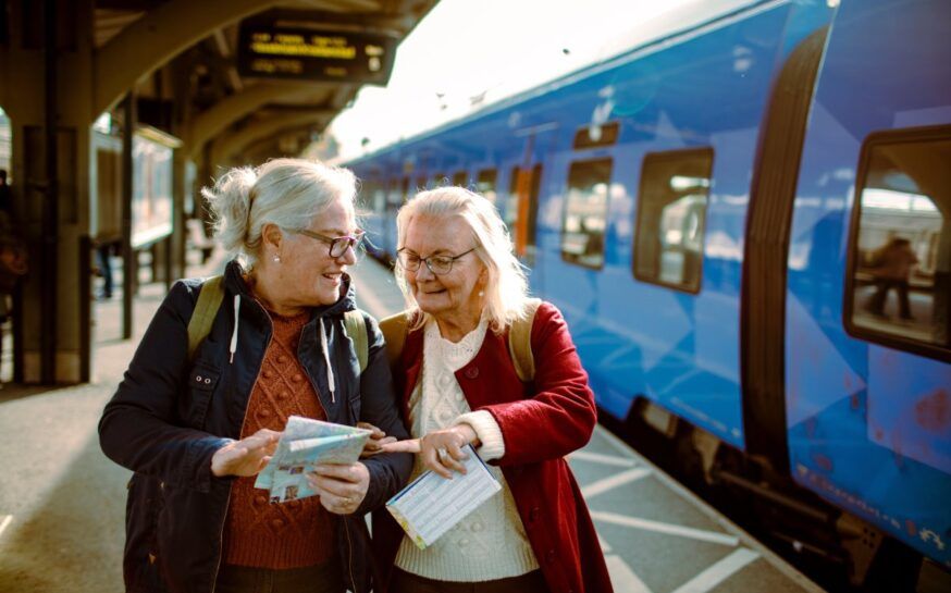 Popular Air Travel Alternatives for Seniors