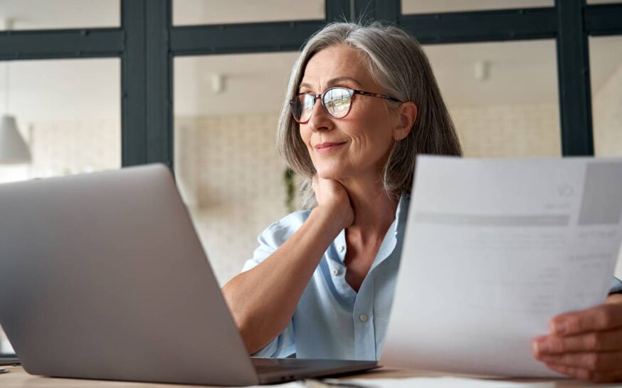 Resume and Interview Tips for Seniors Re-Entering the Job Market
